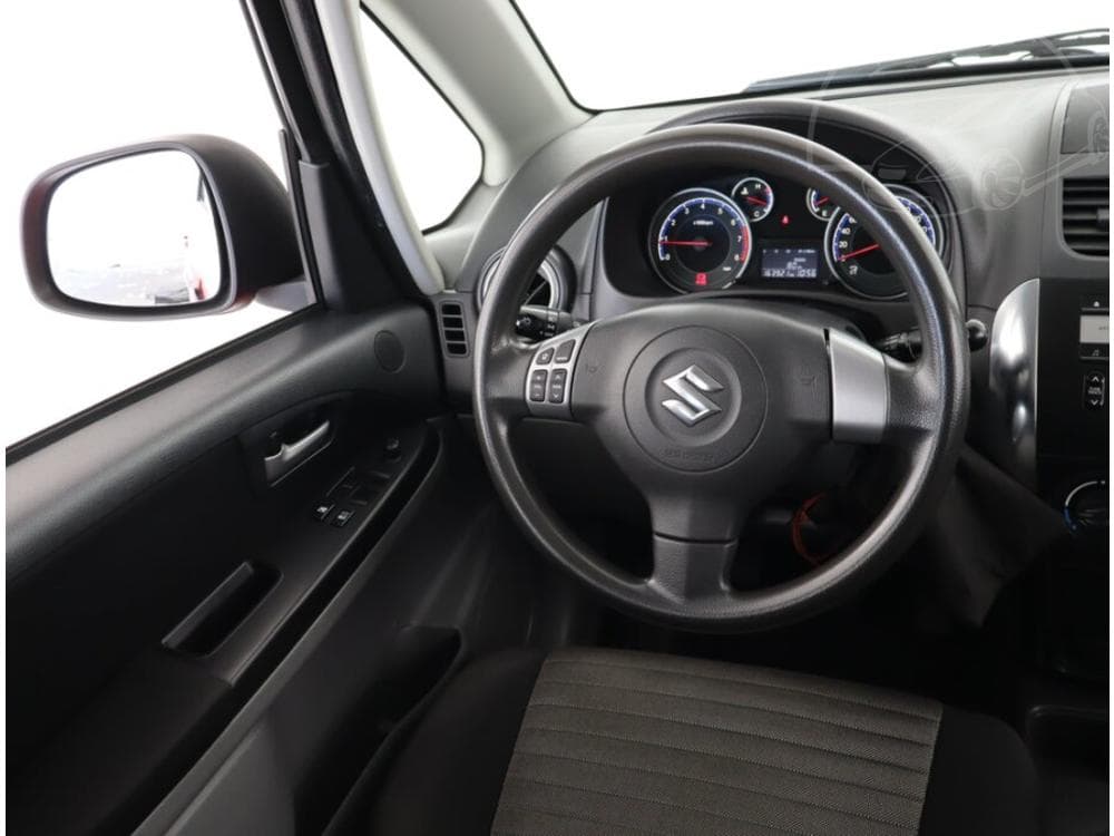 2012 Suzuki SX4 - 13