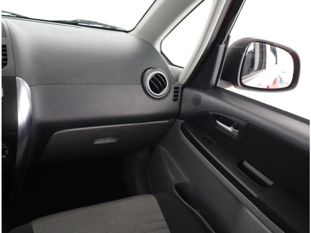 2012 Suzuki SX4 - 15