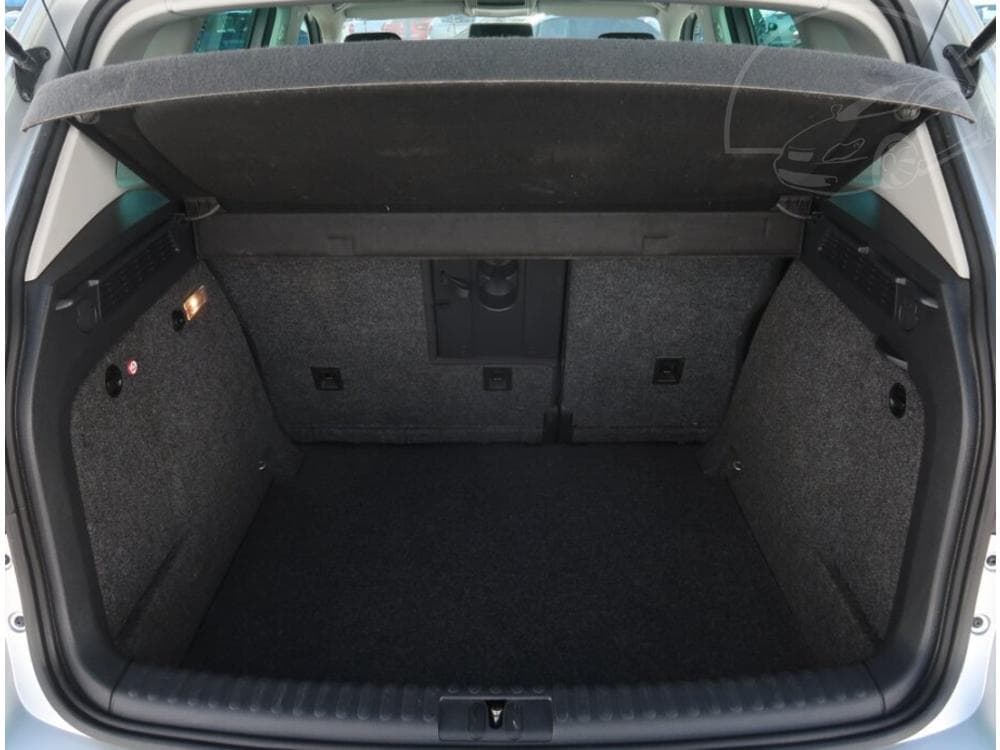 2010 Volkswagen TIGUAN - 25