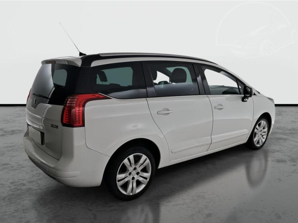2014 Peugeot 5008 - 9