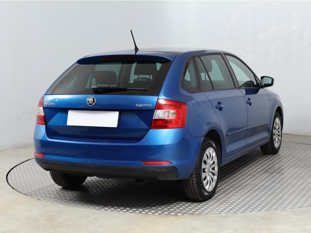 2015 Škoda RAPID - 9