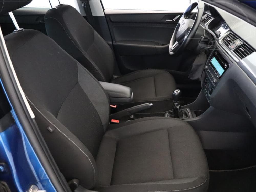 2015 Škoda RAPID - 13