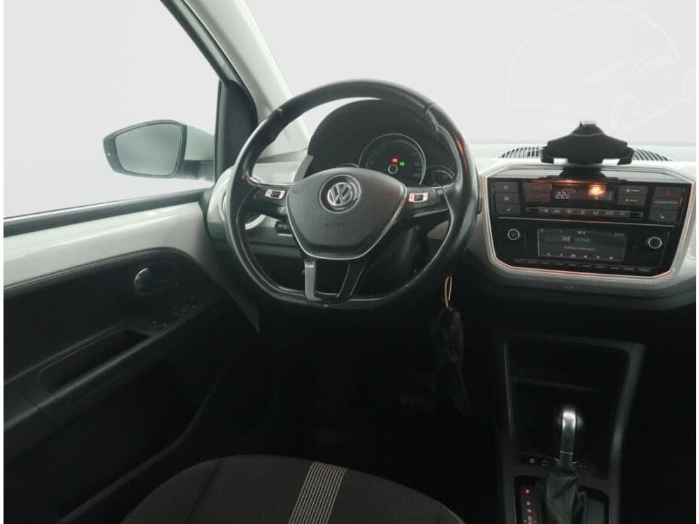 2017 Volkswagen UP! - 7
