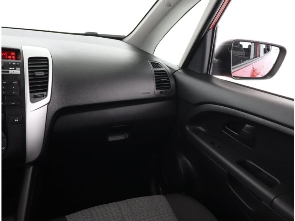 2014 Kia VENGA - 8