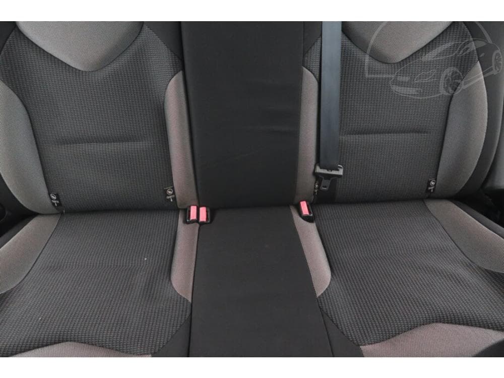 2011 Peugeot 308 - 10