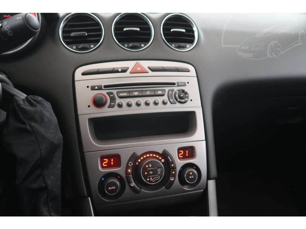 2011 Peugeot 308 - 12