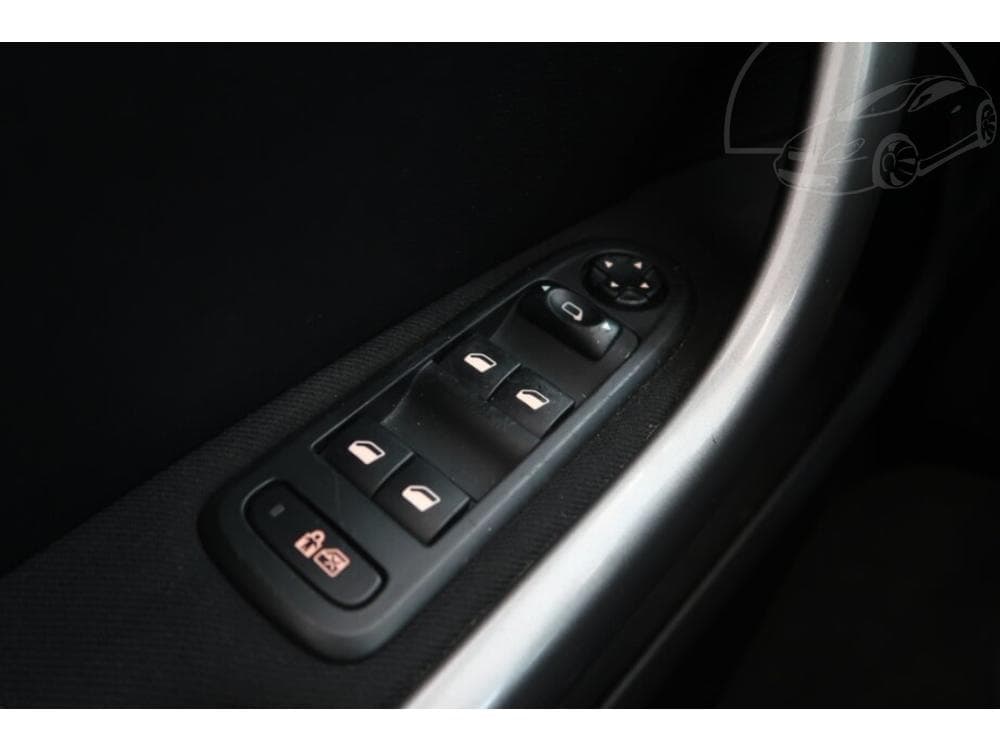 2011 Peugeot 308 - 15