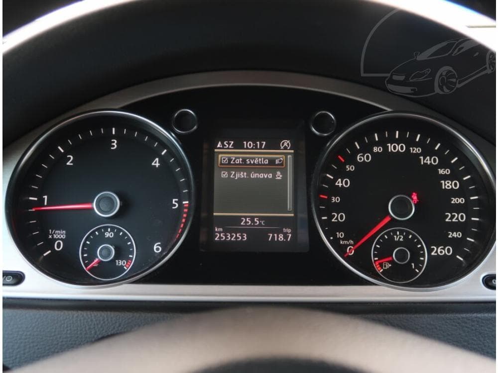 2012 Volkswagen PASSAT - 21