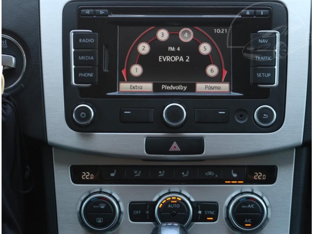 2012 Volkswagen PASSAT - 23