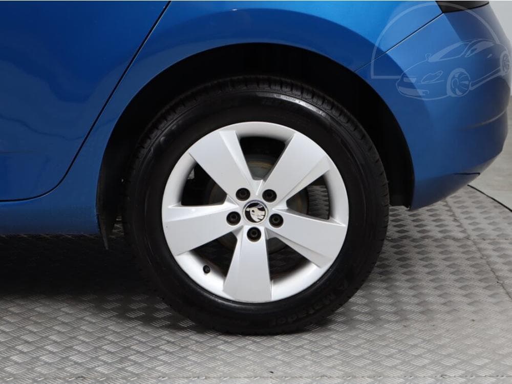 2015 Škoda FABIA - 23