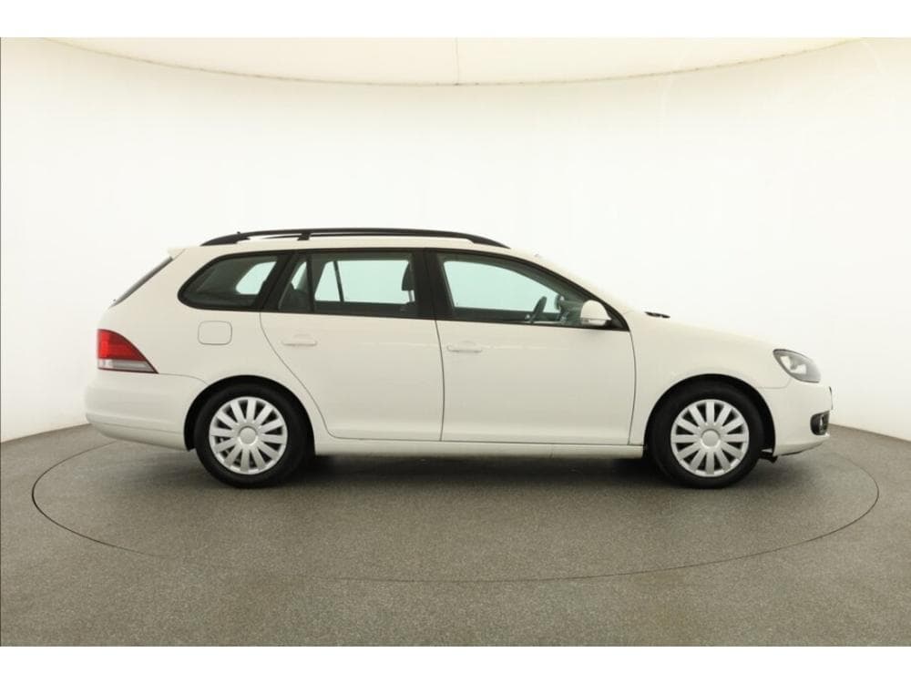 2010 Volkswagen GOLF - 6