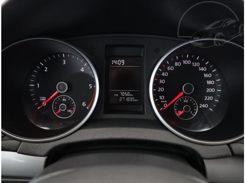 2010 Volkswagen GOLF - 8