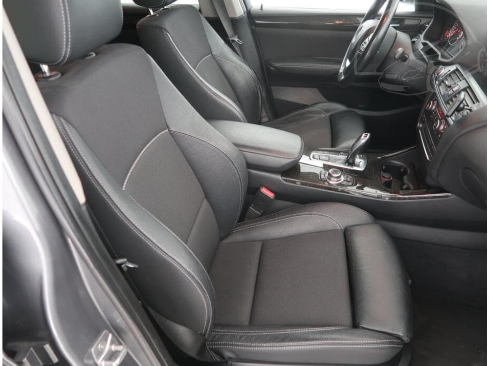 2011 BMW X3 - 9