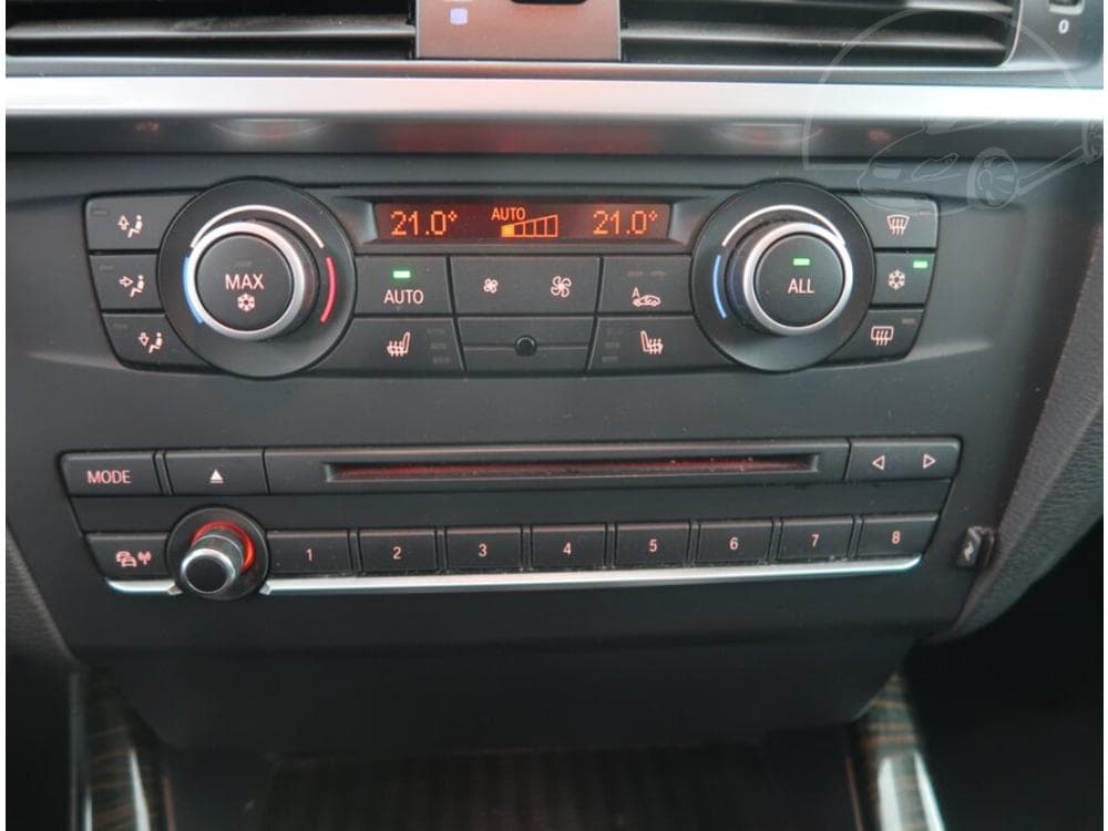 2011 BMW X3 - 12
