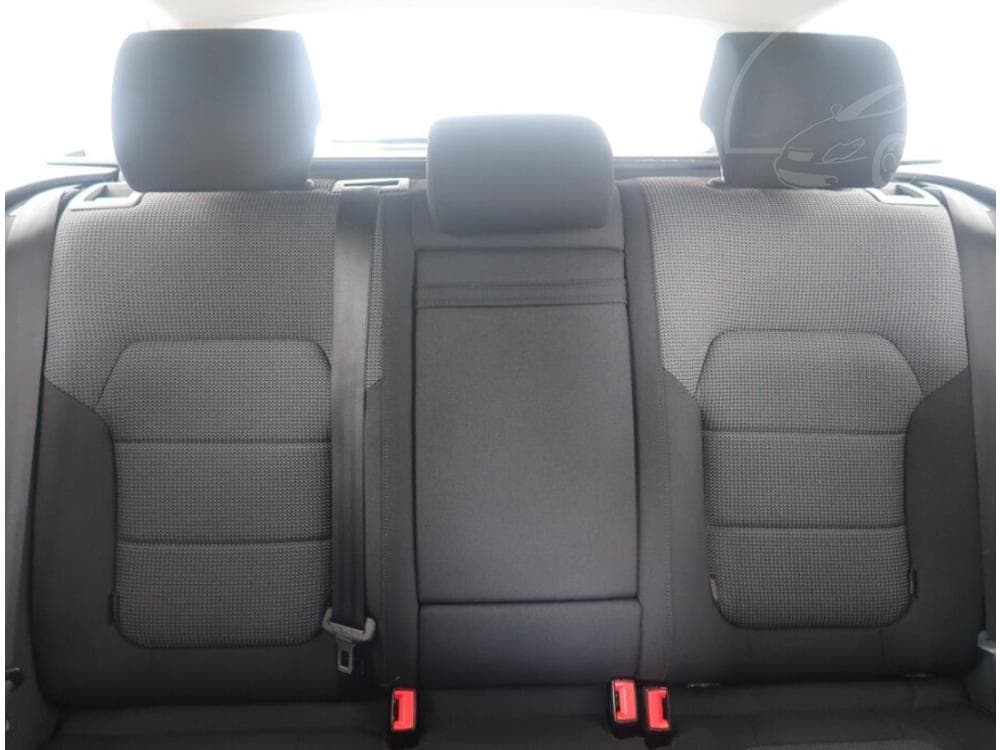 2013 Volkswagen PASSAT - 15