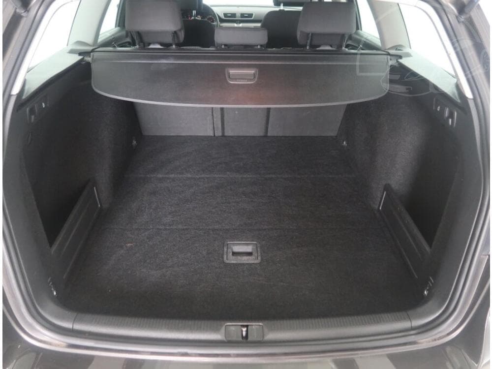 2013 Volkswagen PASSAT - 21