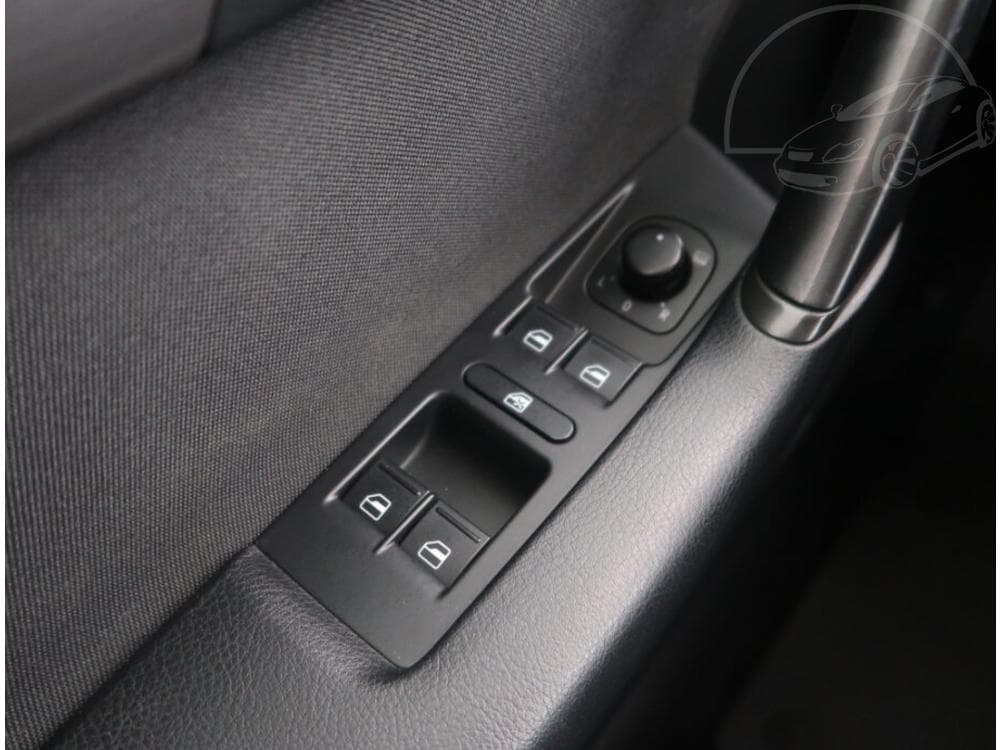 2013 Volkswagen PASSAT - 23