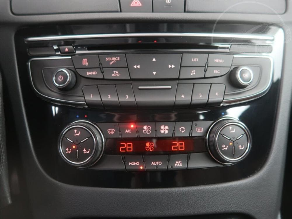 2011 Peugeot 508 - 15
