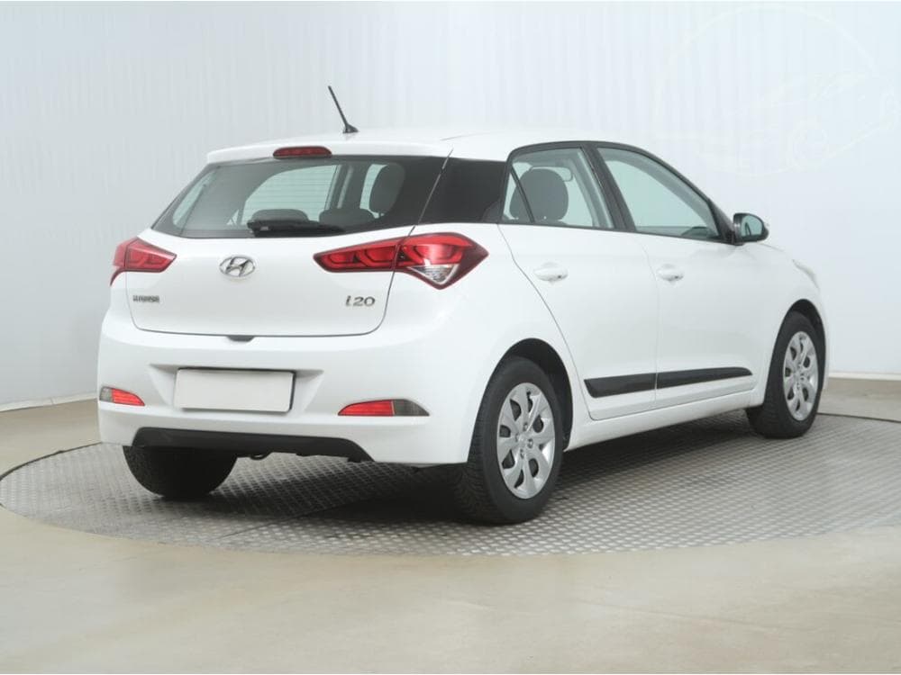 2016 Hyundai i20 - 5