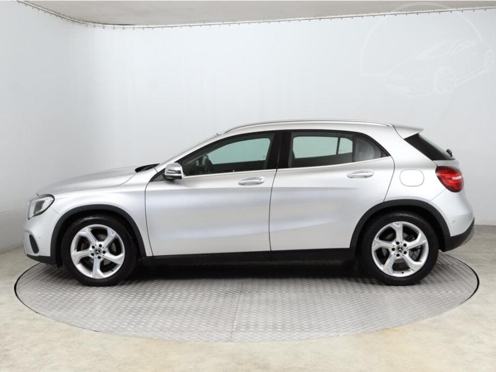 2018 Mercedes-Benz GLA - 3