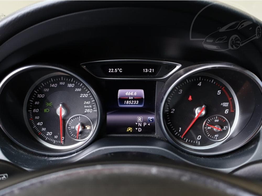 2018 Mercedes-Benz GLA - 9
