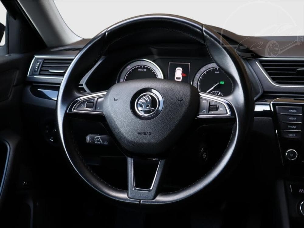 2016 Škoda SUPERB - 14