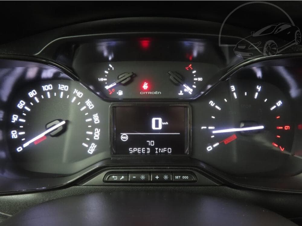 2018 Citroen C3 - 11