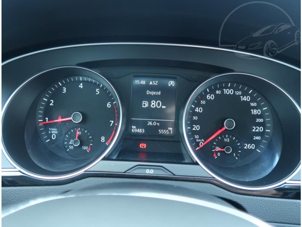 2016 Volkswagen PASSAT - 11