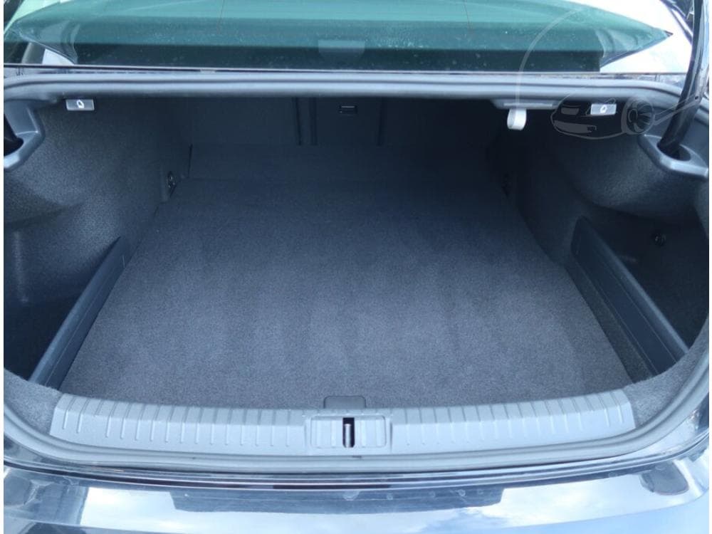 2016 Volkswagen PASSAT - 13
