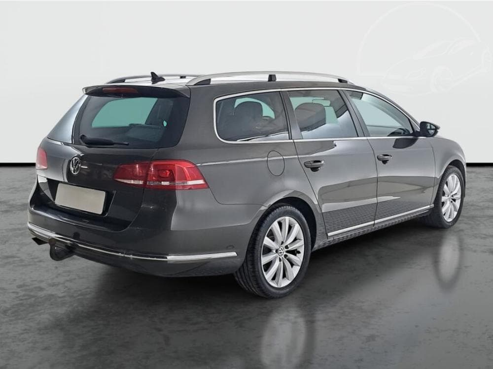 2013 Volkswagen PASSAT - 5