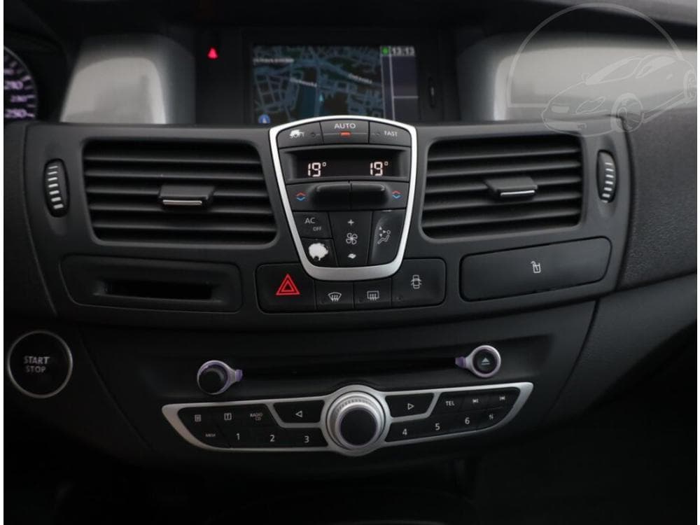 2011 Renault LAGUNA - 10
