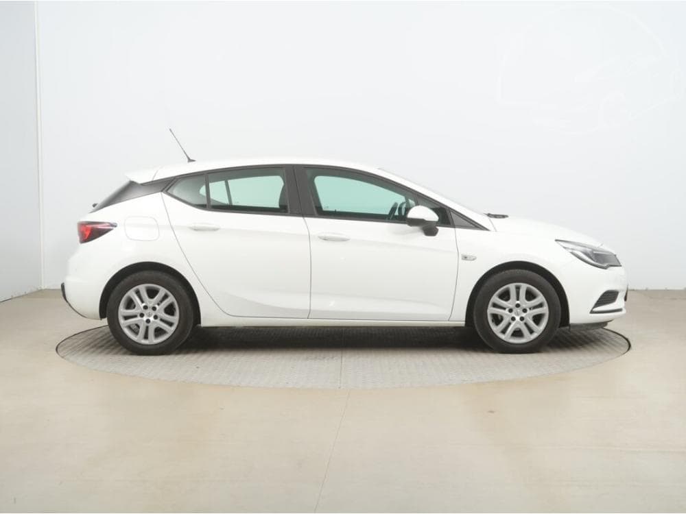 2017 Opel ASTRA - 6