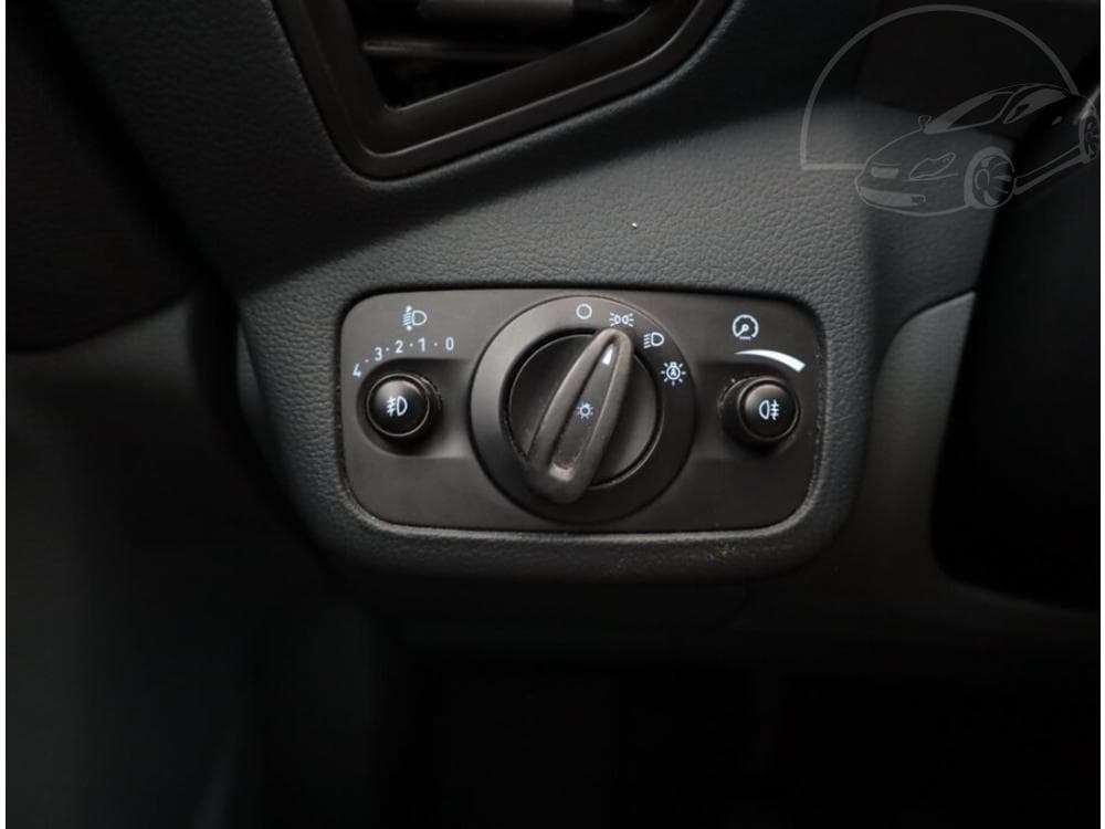 2012 Ford C-MAX - 13
