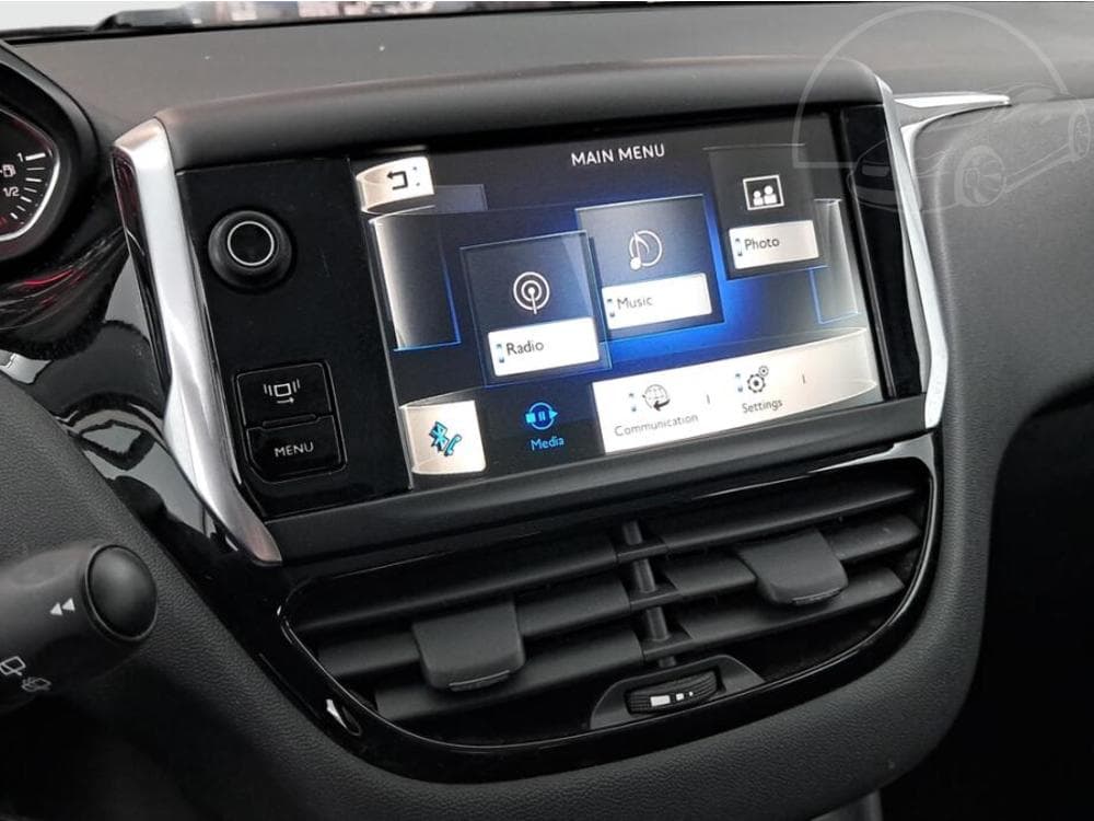 2014 Peugeot 208 - 13