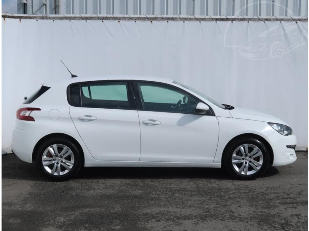 2017 Peugeot 308 - 6