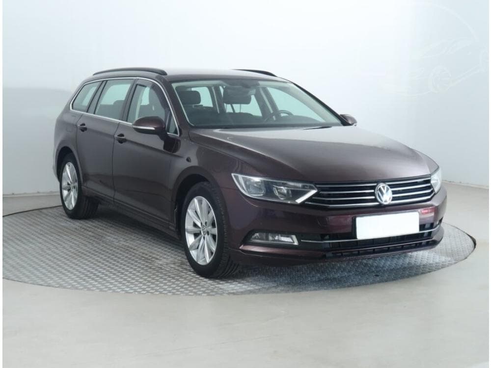 2018 Volkswagen PASSAT