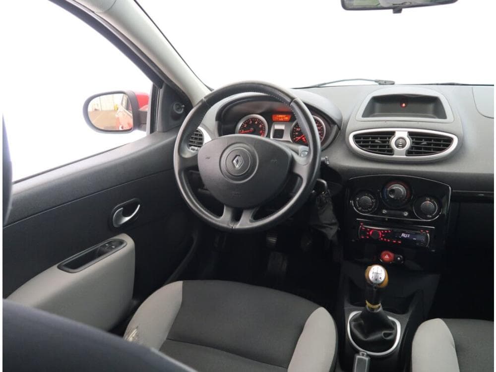 2010 Renault CLIO - 7