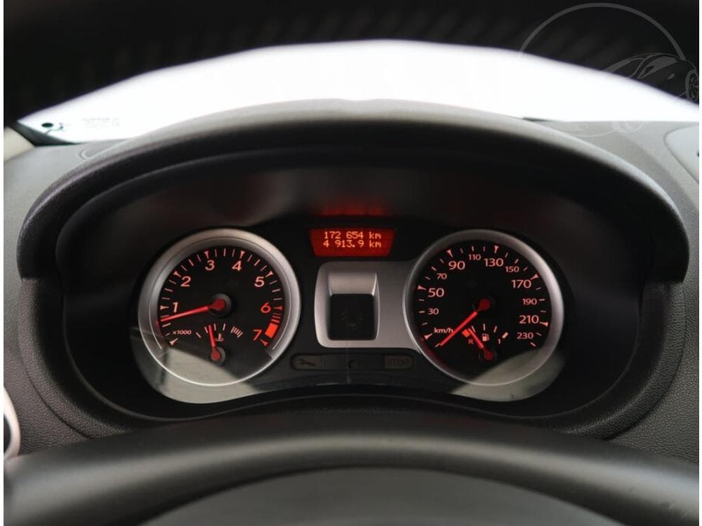 2010 Renault CLIO - 11