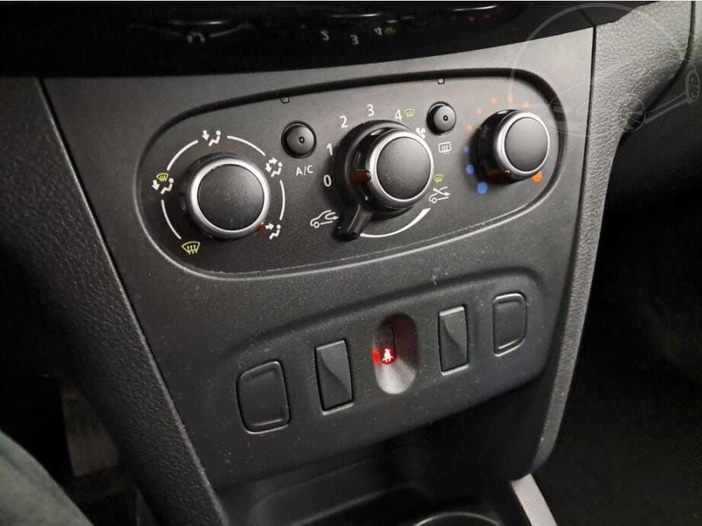 2019 Dacia LOGAN - 14