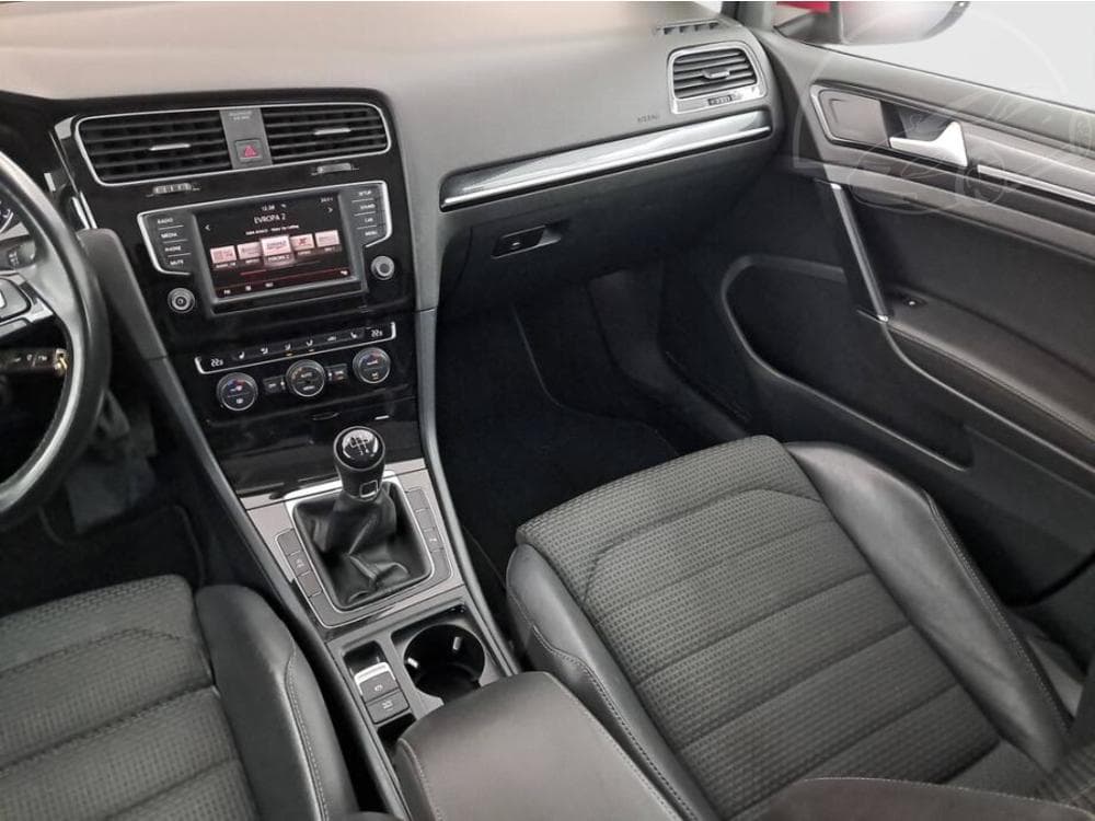 2015 Volkswagen GOLF - 8