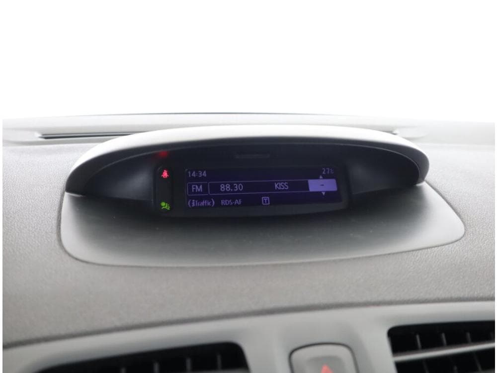 2011 Renault MEGANE - 10