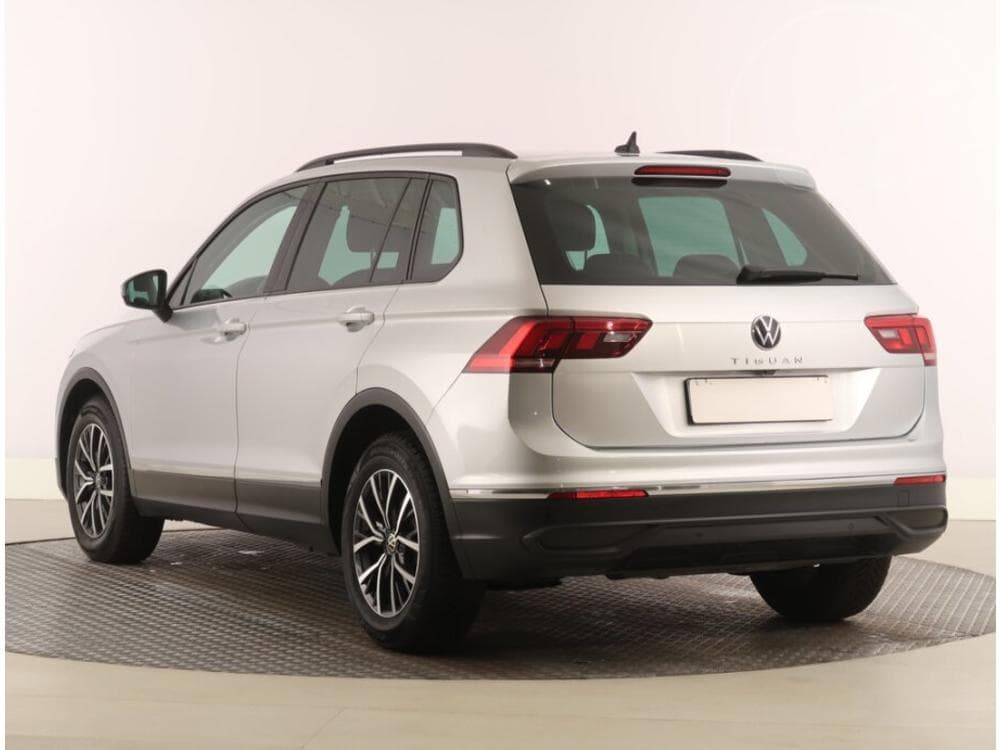 2021 Volkswagen TIGUAN - 4
