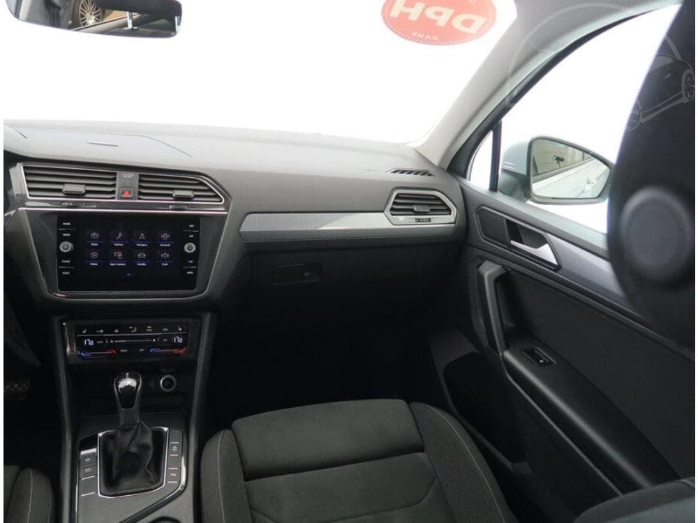 2021 Volkswagen TIGUAN - 8