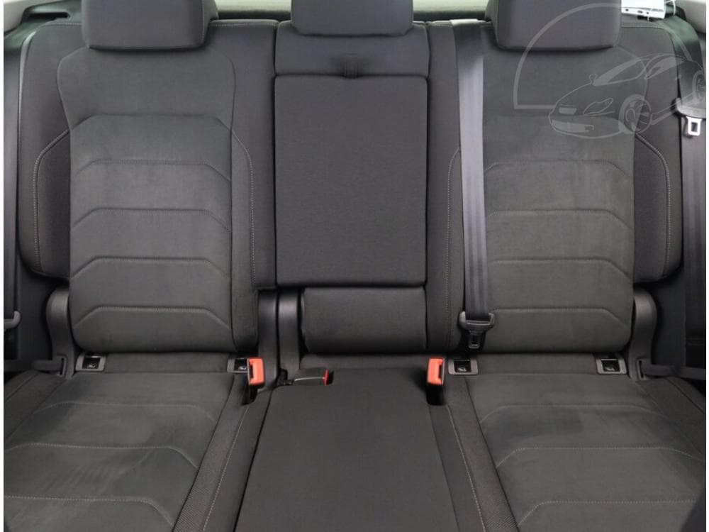 2021 Volkswagen TIGUAN - 10