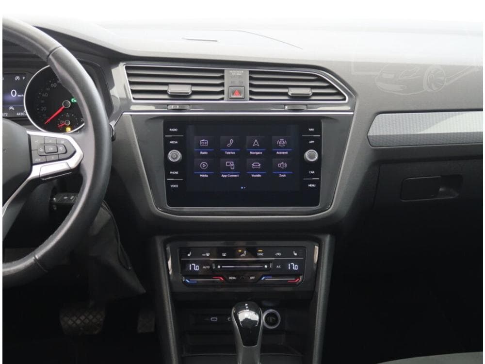 2021 Volkswagen TIGUAN - 12