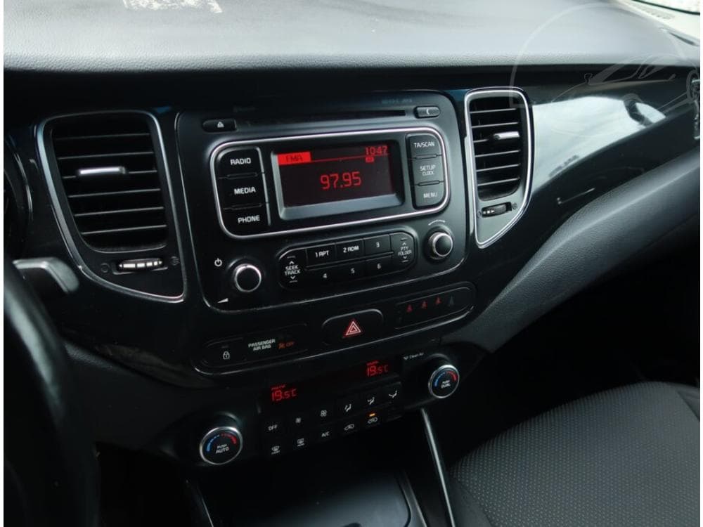 2015 Kia CARENS - 12