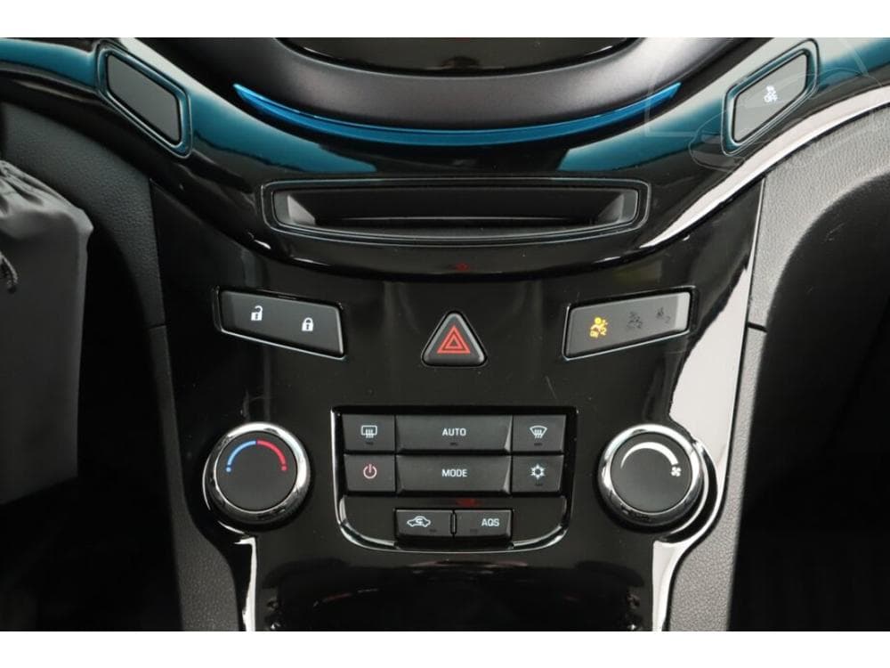 2011 Chevrolet ORLANDO - 13