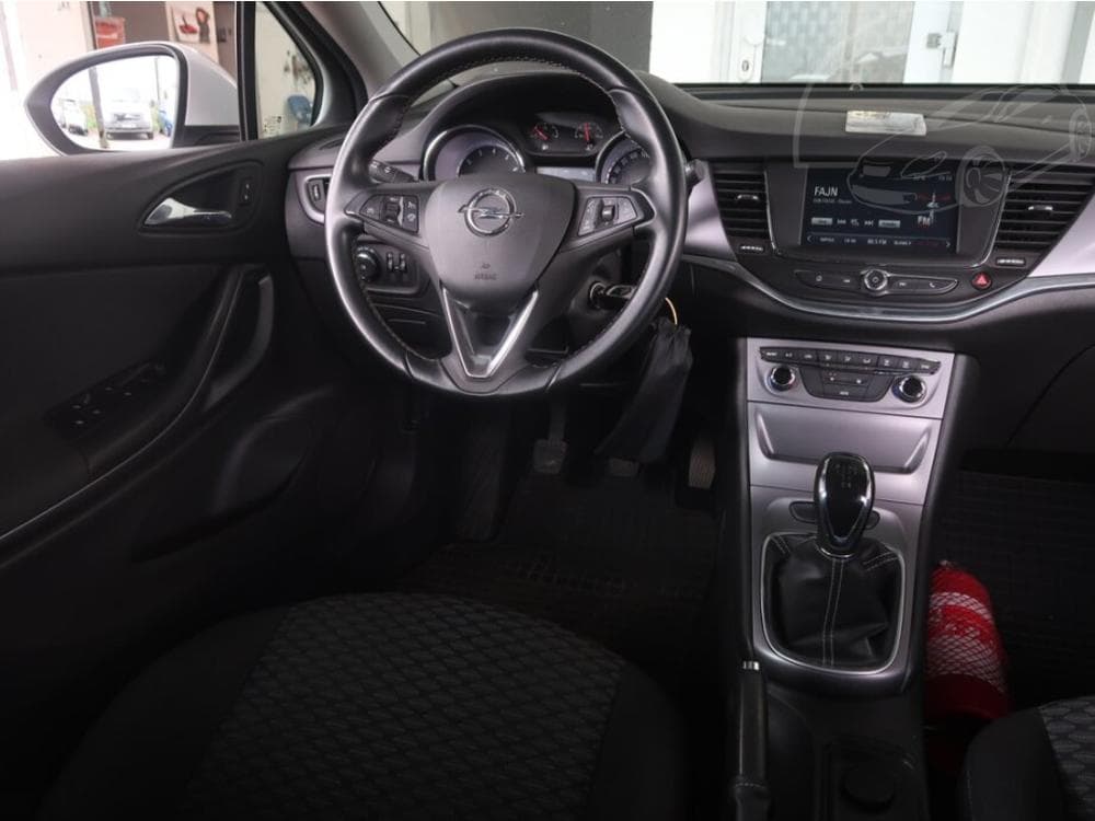 2017 Opel ASTRA - 7