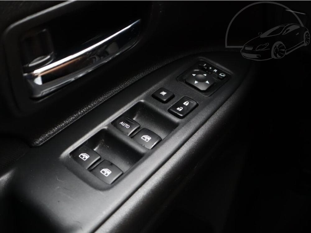 2018 Mitsubishi OUTLANDER - 14