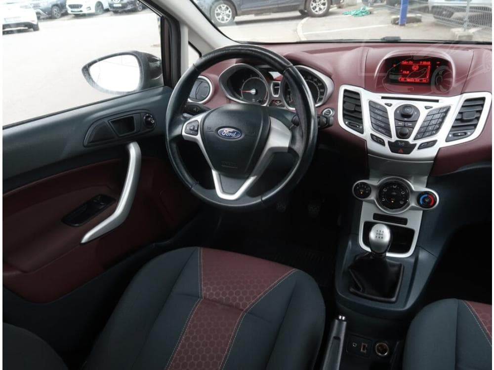 2008 Ford FIESTA - 7